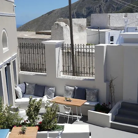 Captain's House Sunset View A * Pyrgos Kallistis